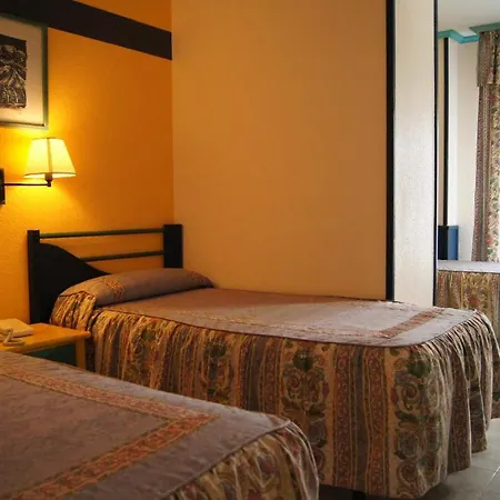 拉斯登纳斯酒店 酒店