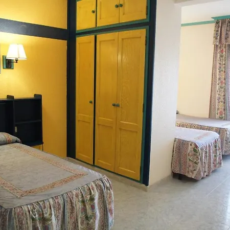 拉斯登纳斯酒店 酒店