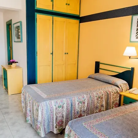 拉斯登纳斯酒店 诺哈