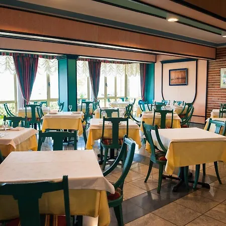 拉斯登纳斯酒店 诺哈