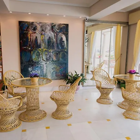 酒店 拉斯登纳斯酒店 2*